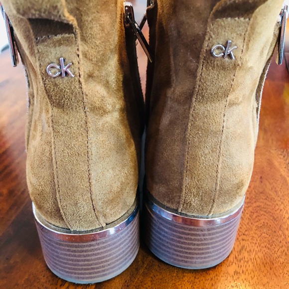 Calvin Klein Boots Dhara Brown Logo Buckle Ankle Booties Faux Suede I bought new - Picture 3 of 12